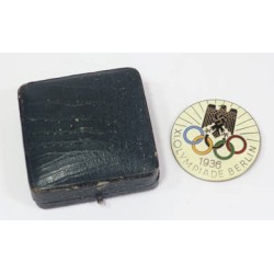 RD4813.)CASED 1936 OLYMPICS GERMAN PARTICIPANT'S BADGE