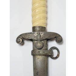 G4857.)GERMAN ARMY OFFICER'S DAGGER