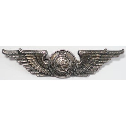 RD4731.)WWII CIVILIAN AERONAUTICS AUTHORITY SILVER WING