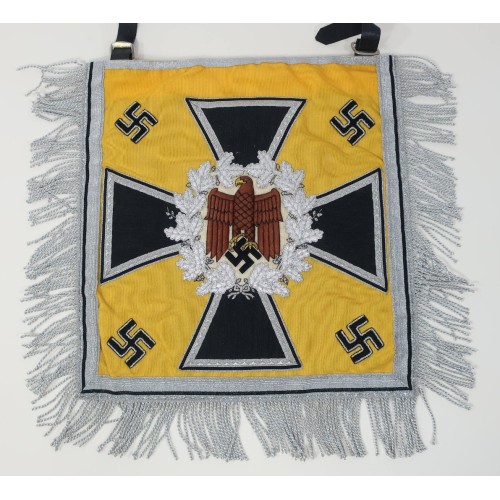 RD4333.)GERMAN ARMY REGIMENTAL BAND TRUMPET BANNER