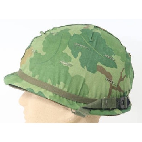 US4658.)VIETNAM WAR M-1 HELMET