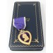 US4665.)CASED AND BOXED WWII PURPLE HEART MEDAL, NAMED KIA