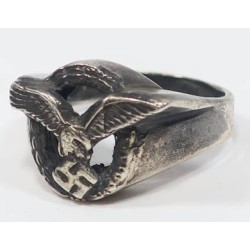 G142.)LUFTWAFFE PILOT'S SILVER RING