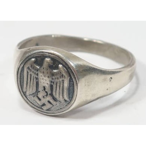 RD197.)GERMAN ARMY WEHRMACHT SILVER EAGLE RING